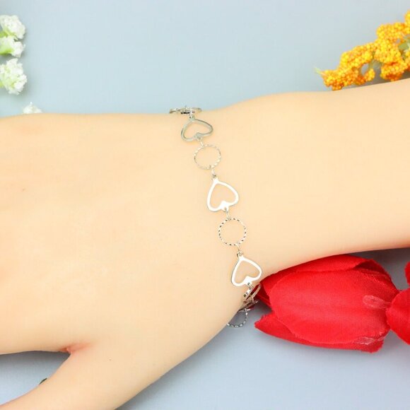 "Elegant & Trendy Bracelet, A Perfect Gift for Women, Thoughtful, EVCH1749 - Picture 9 of 10